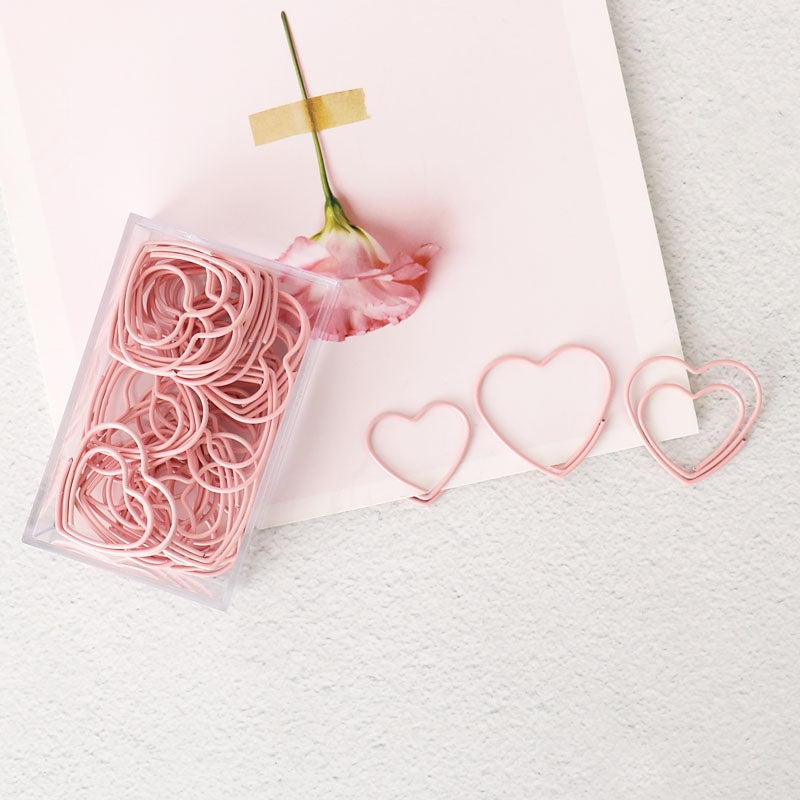 ML Select - Cute Pink Love Heart Paper Clips (30 pcs) | Moonguland